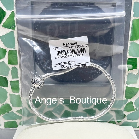 New DISNEY, TINKER BELL CLASP BRACELET - Picture 4 of 7